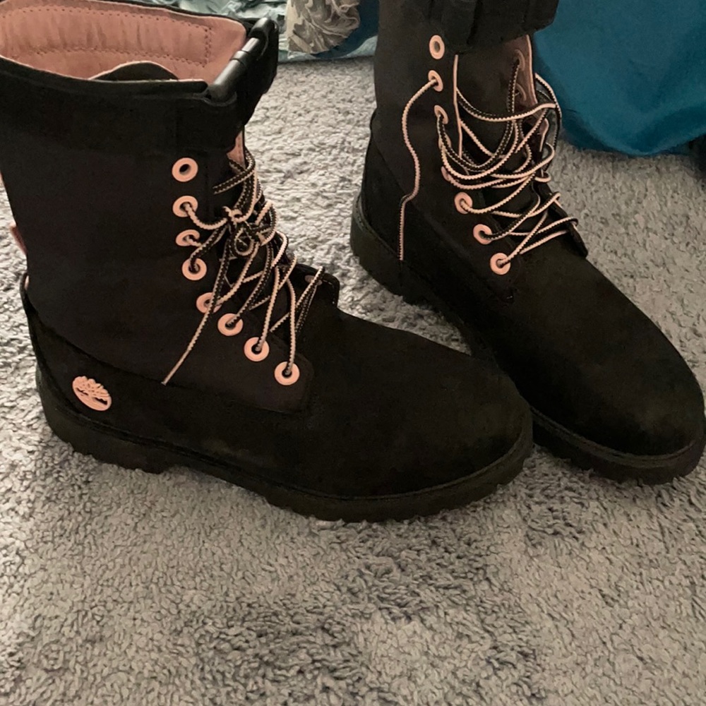 Black and pink worn twice